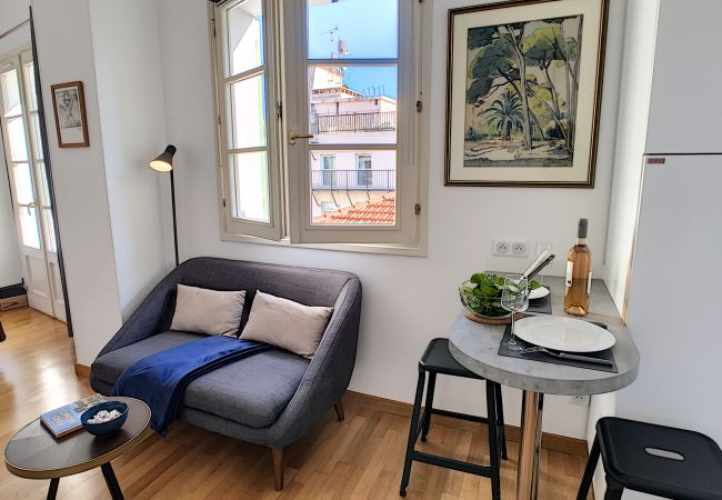 Studio in Nice - N&J - GRIMALDI PLAZA - Close beach - Hyper center Studio in Nice - N&J - GRIMALDI PLAZA - Close beach - Hyper center