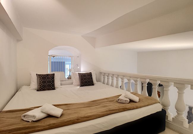 Apartment in Nice - N&J - MASSENA LOUNGE - Hyper center - By sea Apartment in Nice - N&J - MASSENA LOUNGE - Hyper center - By sea