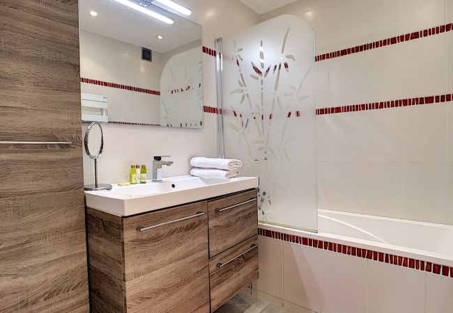 Apartment in Nice - N&J - CIGALUSA TERRASSE - Close Port and Old Town Apartment in Nice - N&J - CIGALUSA TERRASSE - Close Port and Old Town