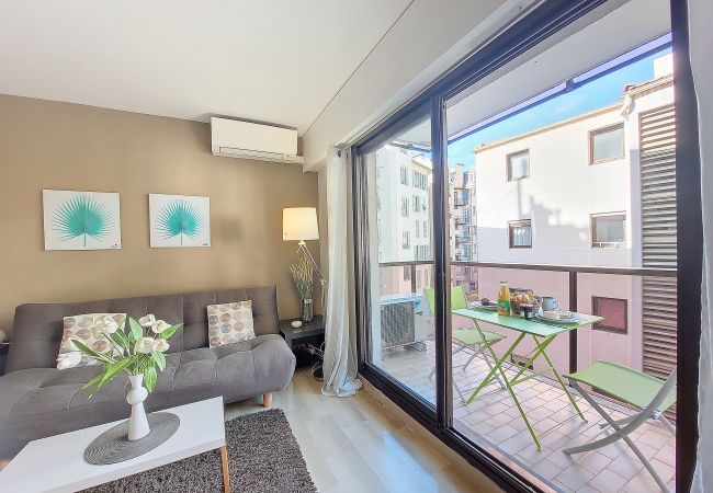 Studio in Nice - N&J - RIVOLI PALM  - City center - Very close sea Studio in Nice - N&J - RIVOLI PALM  - City center - Very close sea