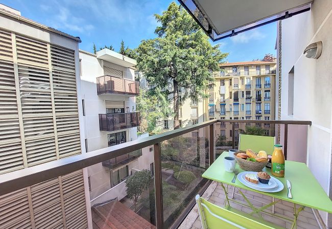 Studio in Nice - N&J - RIVOLI PALM  - City center - Very close sea Studio in Nice - N&J - RIVOLI PALM  - City center - Very close sea