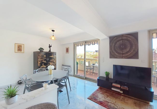 Apartment in Nice - N&J - LA NISSARDE TERRASSE - Central - By sea Apartment in Nice - N&J - LA NISSARDE TERRASSE - Central - By sea