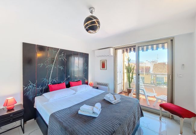 Apartment in Nice - N&J - LA NISSARDE TERRASSE - Central - By sea Apartment in Nice - N&J - LA NISSARDE TERRASSE - Central - By sea