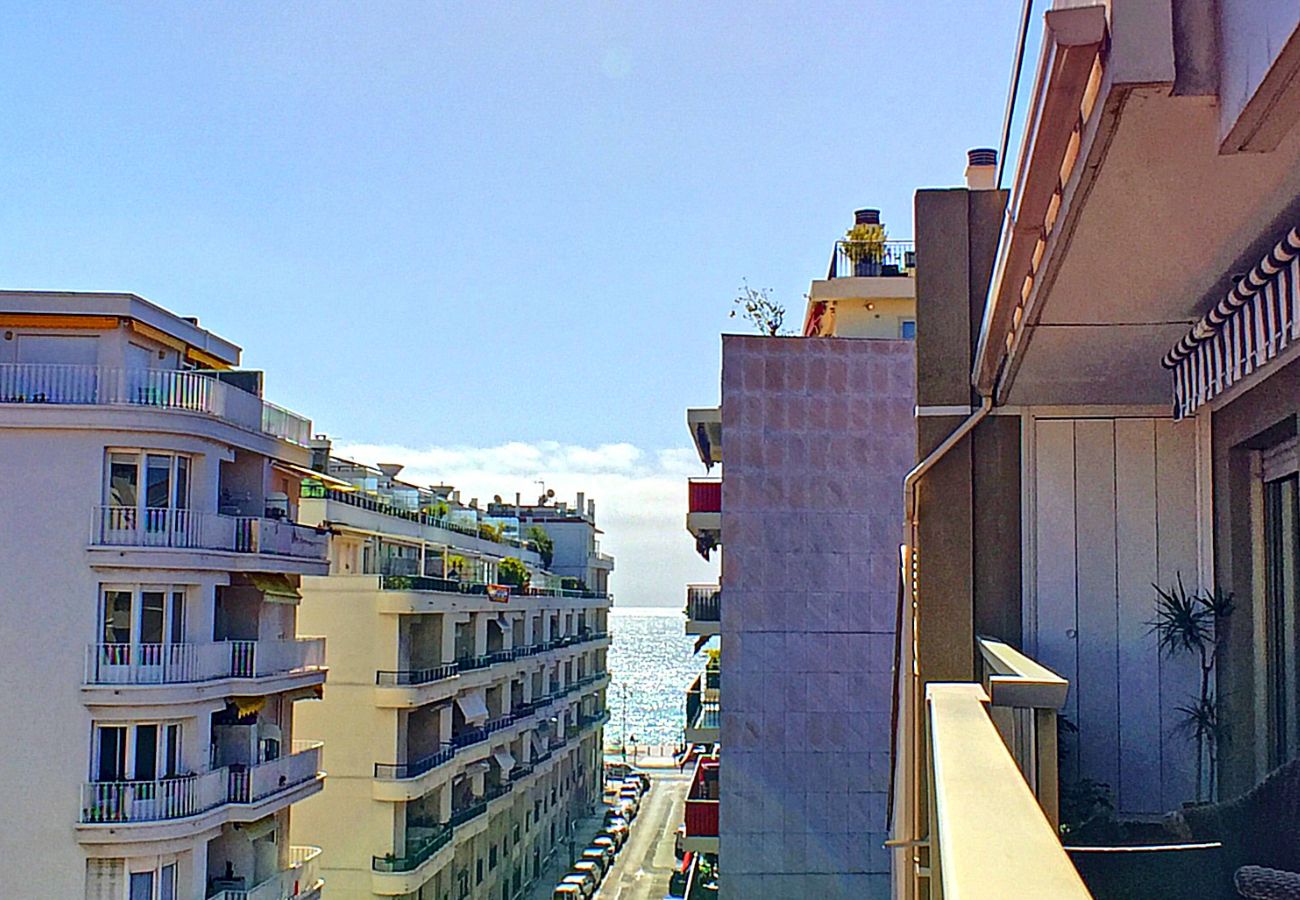 Apartment in Nice - N&J - LA NISSARDE TERRASSE - Central - By sea