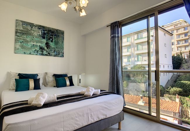 Apartment in Nice - N&J - SUNSET TERRACE - Free parking - Top floor Apartment in Nice - N&J - SUNSET TERRACE - Free parking - Top floor