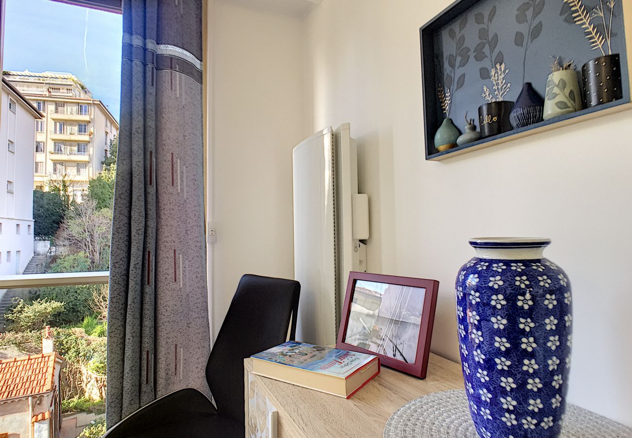 Apartment in Nice - N&J - SUNSET TERRACE - Free parking - Top floor