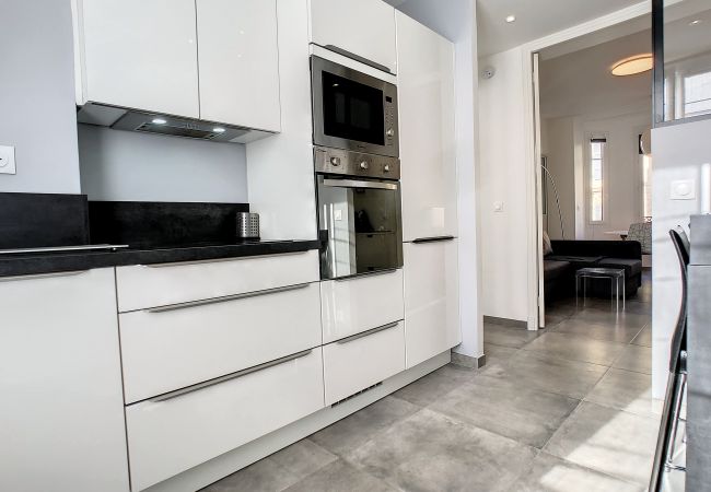 Apartment in Nice - N&J - BOW WINDOW BUFFA - Central - Close sea Apartment in Nice - N&J - BOW WINDOW BUFFA - Central - Close sea