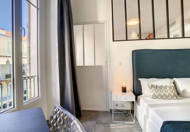 Apartment in Nice - N&J - BOW WINDOW BUFFA - Central - Close sea Apartment in Nice - N&J - BOW WINDOW BUFFA - Central - Close sea