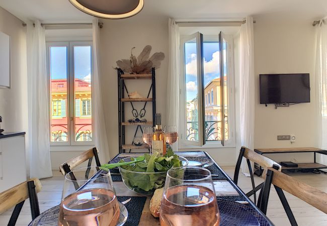 Apartment in Nice - N&J - MASSENA DREAM - Hyper center - Close sea Apartment in Nice - N&J - MASSENA DREAM - Hyper center - Close sea