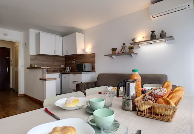 Studio in Nice - N&J - LIDO BEACH - Central - Very close sea Studio in Nice - N&J - LIDO BEACH - Central - Very close sea