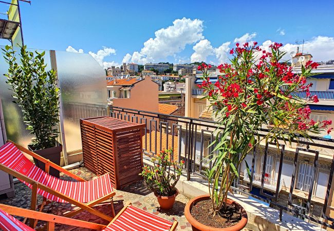 Apartment in Nice - N&J - CORAL SEA TERRACE - Central - Close sea Apartment in Nice - N&J - CORAL SEA TERRACE - Central - Close sea