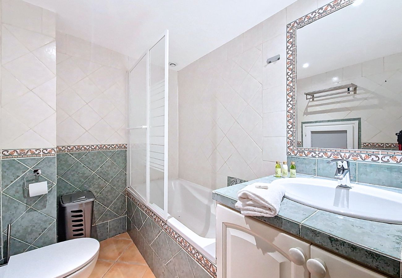 Apartment in Nice - N&J -  L'ESCALE - Heart Old Town 