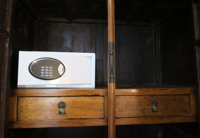 Apartment in Nice - N&J - LOU FRANCESCAN - Old Town - Close sea Apartment in Nice - N&J - LOU FRANCESCAN - Old Town - Close sea