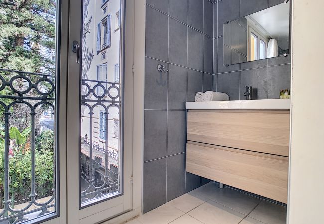 Apartment in Nice - N&J - GLORY RIVIERA - Central - Close sea Apartment in Nice - N&J - GLORY RIVIERA - Central - Close sea