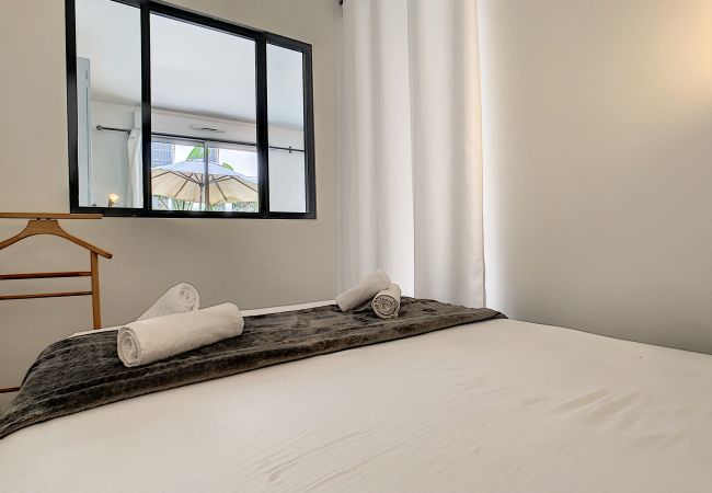 Studio in Nice - N&J - BERLIOZ PATIO - Central - Residential area - Patio 20m² Studio in Nice - N&J - BERLIOZ PATIO - Central - Residential area - Patio 20m²