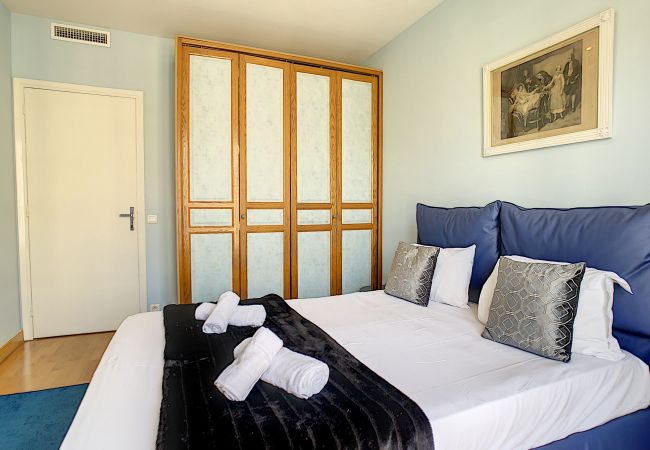 Apartment in Nice - N&J - OCEAN PROMENADE - Terrace with sea view Apartment in Nice - N&J - OCEAN PROMENADE - Terrace with sea view