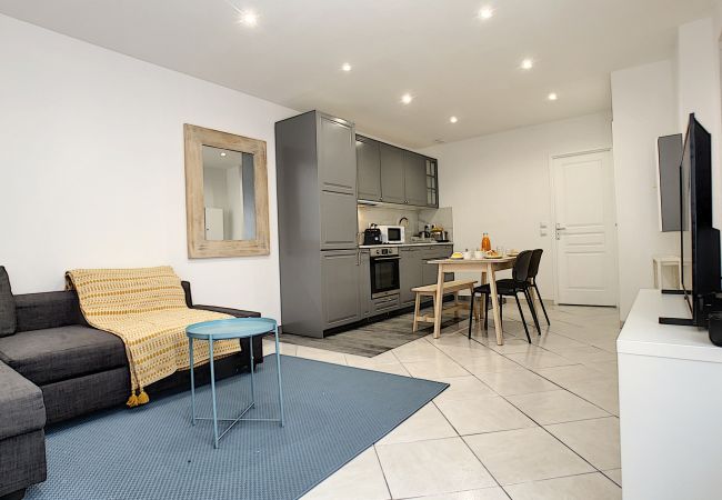 Apartment in Nice - N&J - URBAN SUN - Central - Very close sea Apartment in Nice - N&J - URBAN SUN - Central - Very close sea