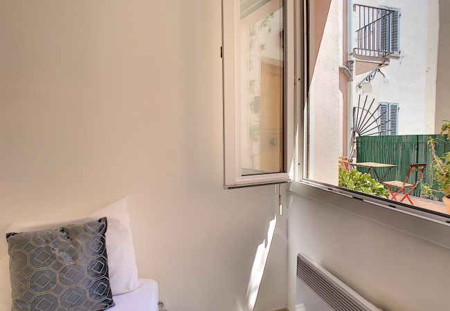 Apartment in Nice - N&J - URBAN SUN - Central - Very close sea Apartment in Nice - N&J - URBAN SUN - Central - Very close sea