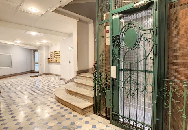 Apartment in Nice - N&J - COCOA BEACH - Hyper center - Close sea Apartment in Nice - N&J - COCOA BEACH - Hyper center - Close sea