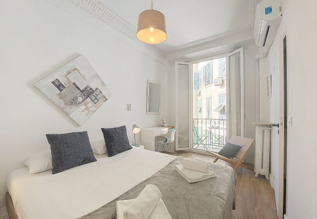 Apartment in Nice - N&J - COCOA BEACH - Hyper center - Close sea Apartment in Nice - N&J - COCOA BEACH - Hyper center - Close sea