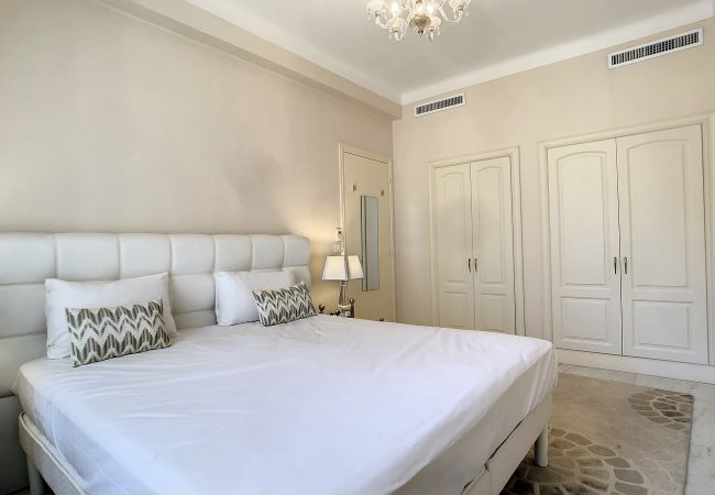 Apartment in Nice - METROPOLE - MOBILITY LEASE FROM 1 TO 10 MONTHS