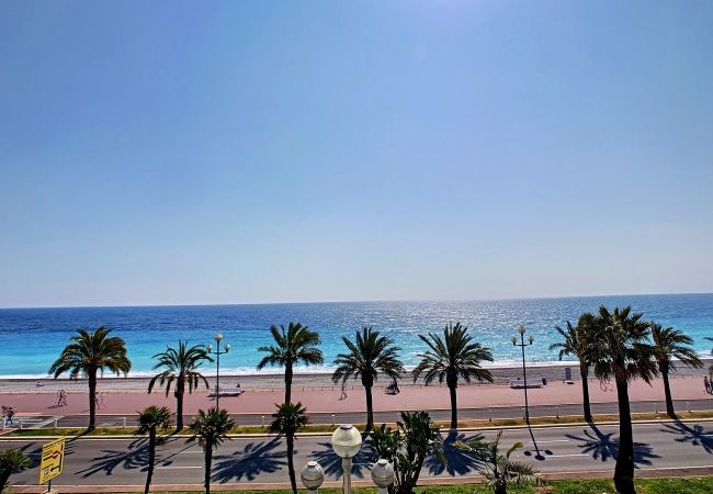 Apartment in Nice - N&J - BLUE PROMENADE - Sea front - central - Luxe