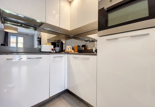 Apartment in Nice - N&J - LE SALEYA - Old Town - Very close sea Apartment in Nice - N&J - LE SALEYA - Old Town - Very close sea
