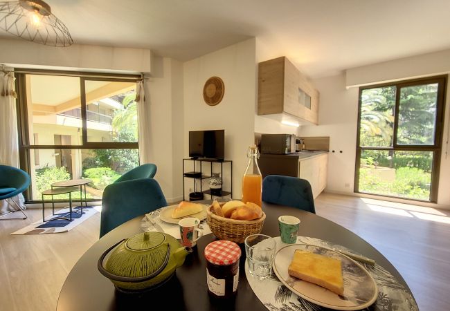 Apartment in Nice - N&J - PALM RIVIERA - Central - Close Old Town  Apartment in Nice - N&J - PALM RIVIERA - Central - Close Old Town