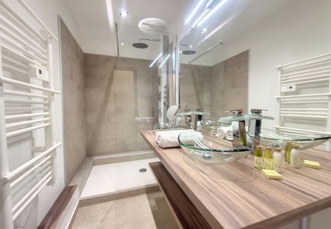 Apartment in Nice - N&J - PALM RIVIERA - Central - Close Old Town  Apartment in Nice - N&J - PALM RIVIERA - Central - Close Old Town