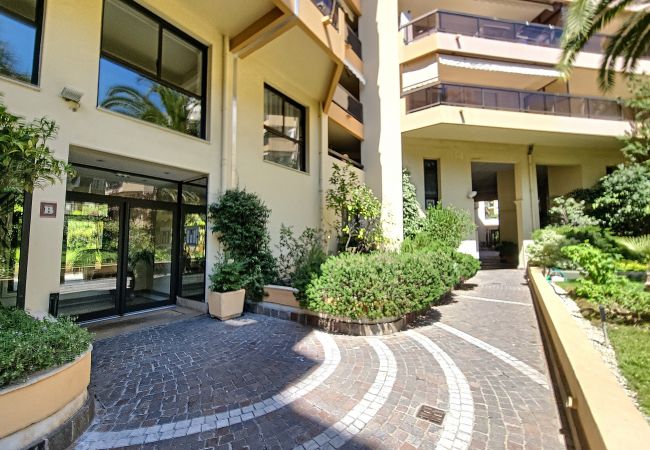 Apartment in Nice - N&J - PALM RIVIERA - Central - Close Old Town  Apartment in Nice - N&J - PALM RIVIERA - Central - Close Old Town