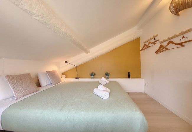 Apartment in Nice - N&J -  VIEUX NICE DUPLEX - Old Town - Close sea Apartment in Nice - N&J -  VIEUX NICE DUPLEX - Old Town - Close sea