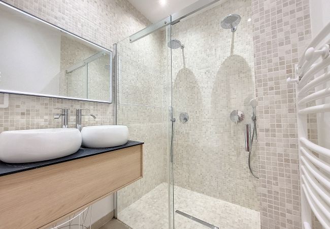 Apartment in Nice - N&J - LE PIERLAS - Place Garibaldi - Very close Old Town Apartment in Nice - N&J - LE PIERLAS - Place Garibaldi - Very close Old Town