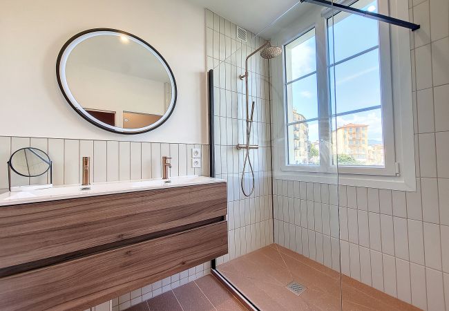 Apartment in Nice - N&J - PORT LYMPIA - Port area - Close Old Town Apartment in Nice - N&J - PORT LYMPIA - Port area - Close Old Town