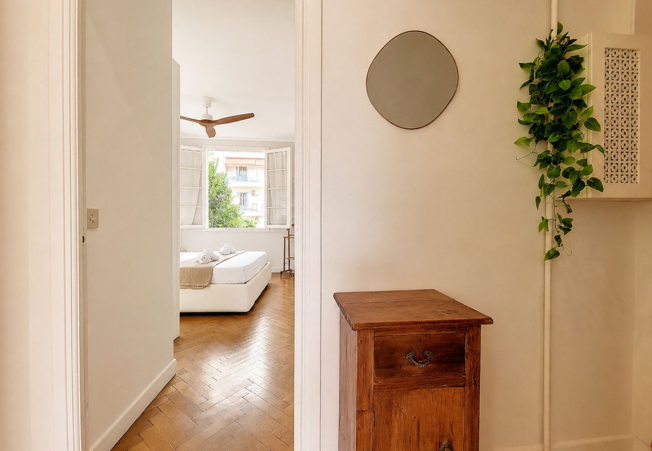 Apartment in Nice - N&J - PANTAI - Central - Close sea - Balcony
