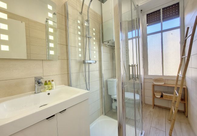 Apartment in Nice - N&J - BLEU BUFFA - Central - Very close sea Apartment in Nice - N&J - BLEU BUFFA - Central - Very close sea