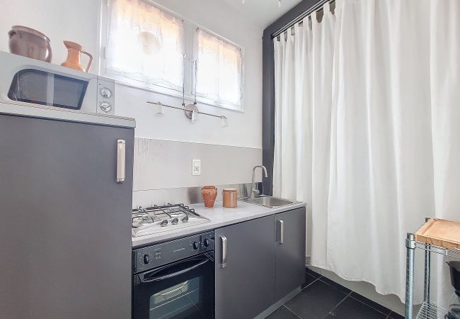 Apartment in Nice - N&J -PROVENCAL - Central - Near beach  Apartment in Nice - N&J -PROVENCAL - Central - Near beach