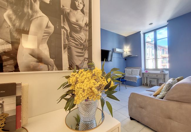 Apartment in Nice - LE POINTU - MOBILITY LEASE FROM 1 TO 10 MONTHS Apartment in Nice - LE POINTU - MOBILITY LEASE FROM 1 TO 10 MONTHS