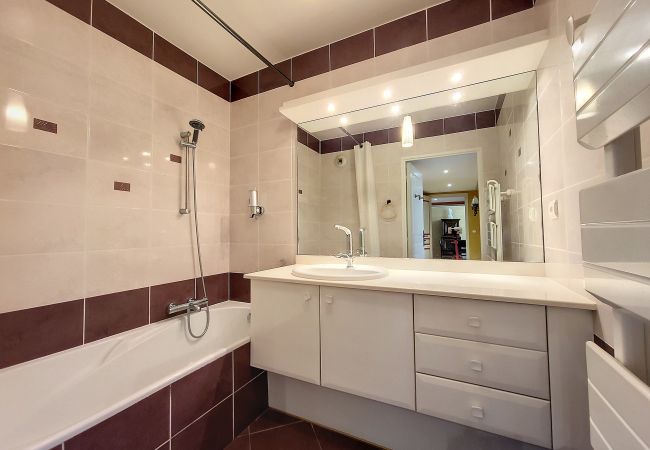 Apartment in Nice - PALM NICE - MOBILITY LEASE FROM 1 TO 10 MONTHS  Apartment in Nice - PALM NICE - MOBILITY LEASE FROM 1 TO 10 MONTHS