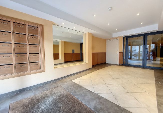 Apartment in Nice - PALM NICE - MOBILITY LEASE FROM 1 TO 10 MONTHS  Apartment in Nice - PALM NICE - MOBILITY LEASE FROM 1 TO 10 MONTHS