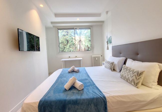 Apartment in Nice - N&J - L'ANGLICAN TERRASSE - Central - Very close sea Apartment in Nice - N&J - L'ANGLICAN TERRASSE - Central - Very close sea