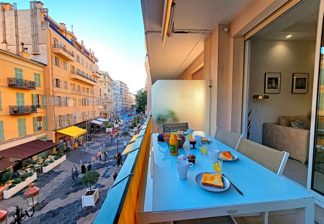 Apartment in Nice - N&J - L'ANGLICAN TERRASSE - Central - Very close sea Apartment in Nice - N&J - L'ANGLICAN TERRASSE - Central - Very close sea