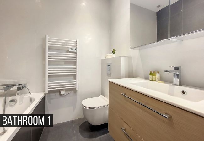 Apartment in Nice - N&J - MADAGASCAR - Central - Very close sea Apartment in Nice - N&J - MADAGASCAR - Central - Very close sea