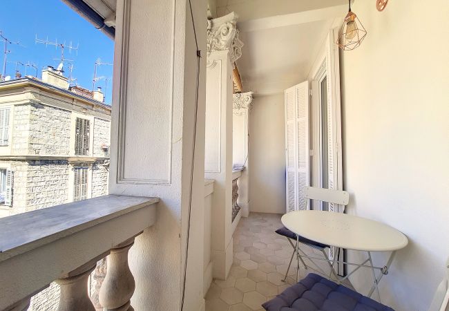 Apartment in Nice - N&J - MADAGASCAR - Central - Very close sea Apartment in Nice - N&J - MADAGASCAR - Central - Very close sea