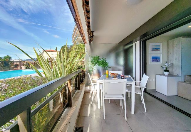 Studio in Nice - N&J - GRAND SUD TERRASSE - Pool - Free parking  Studio in Nice - N&J - GRAND SUD TERRASSE - Pool - Free parking