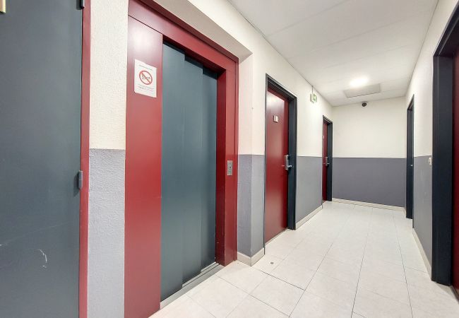 Studio in Nice - N&J - GOLDIE FRANCE RIVIERA - Very close sea Studio in Nice - N&J - GOLDIE FRANCE RIVIERA - Very close sea