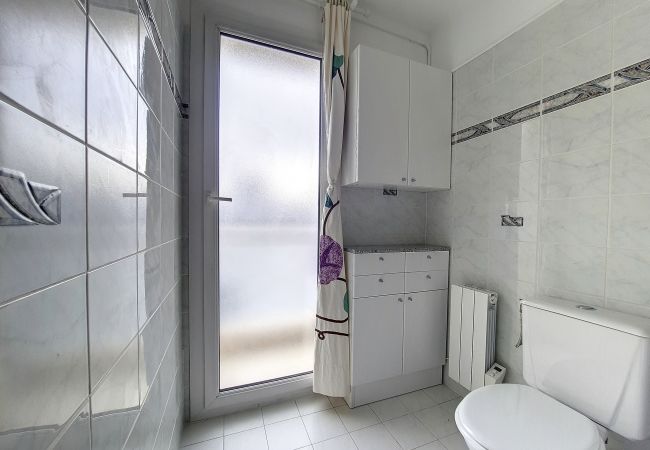 Apartment in Nice - N&J - VANINA - Close sea - Free parking Apartment in Nice - N&J - VANINA - Close sea - Free parking