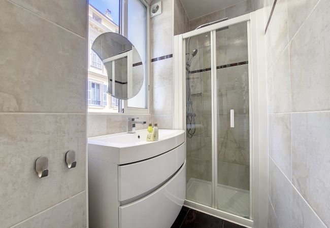 Apartment in Nice - DREAMY TERRACE MOBILITY LEASE FROM 1 TO 10 MONTHS Apartment in Nice - DREAMY TERRACE MOBILITY LEASE FROM 1 TO 10 MONTHS