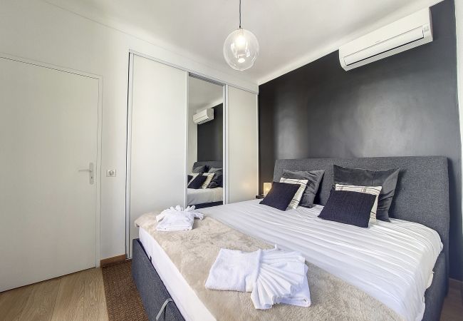 Apartment in Nice - DREAMY TERRACE MOBILITY LEASE FROM 1 TO 10 MONTHS Apartment in Nice - DREAMY TERRACE MOBILITY LEASE FROM 1 TO 10 MONTHS