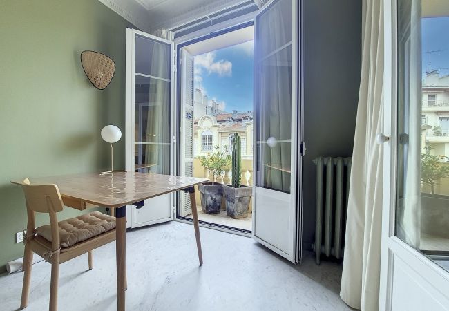 Apartment in Nice - N&J – SEAHORSE – Central – Very close sea  Apartment in Nice - N&J – SEAHORSE – Central – Very close sea