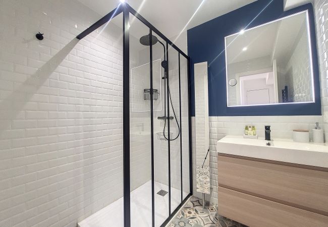 Apartment in Nice - N&J  - SUN DECK TERRACE - Port of Nice Apartment in Nice - N&J  - SUN DECK TERRACE - Port of Nice